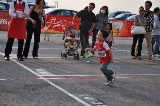 Waiters Race Hong Kong 2010