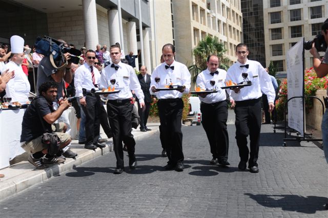 Waiters Race Jerusalem 2009