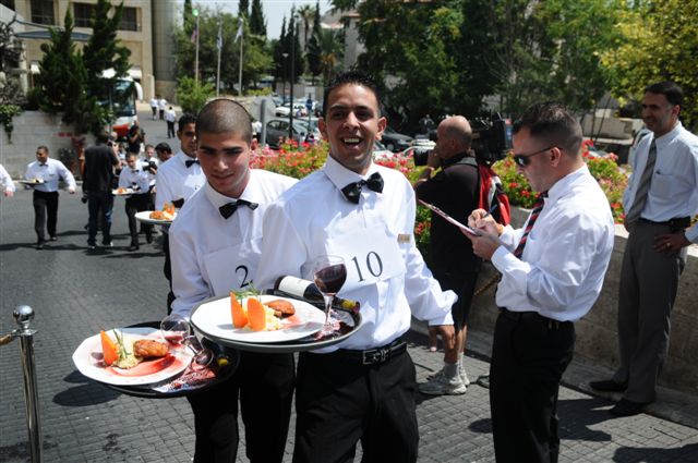 Waiters Race Jerusalem 2009