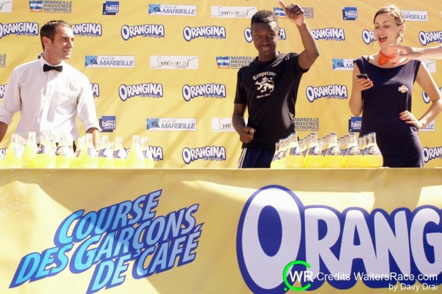 course garcons de cafe marseille 2011 by Davy Draï