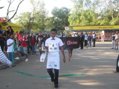 antanarivo-2013-waiters-race