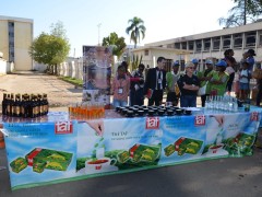 antanarivo-2013-waiters-race
