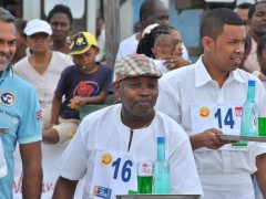 antanarivo-2013-waiters-race
