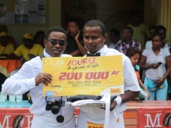 antanarivo-2013-waiters-race