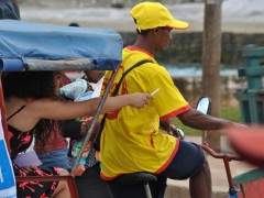 antanarivo-2013-waiters-race