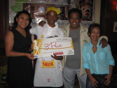antanarivo-2013-waiters-race